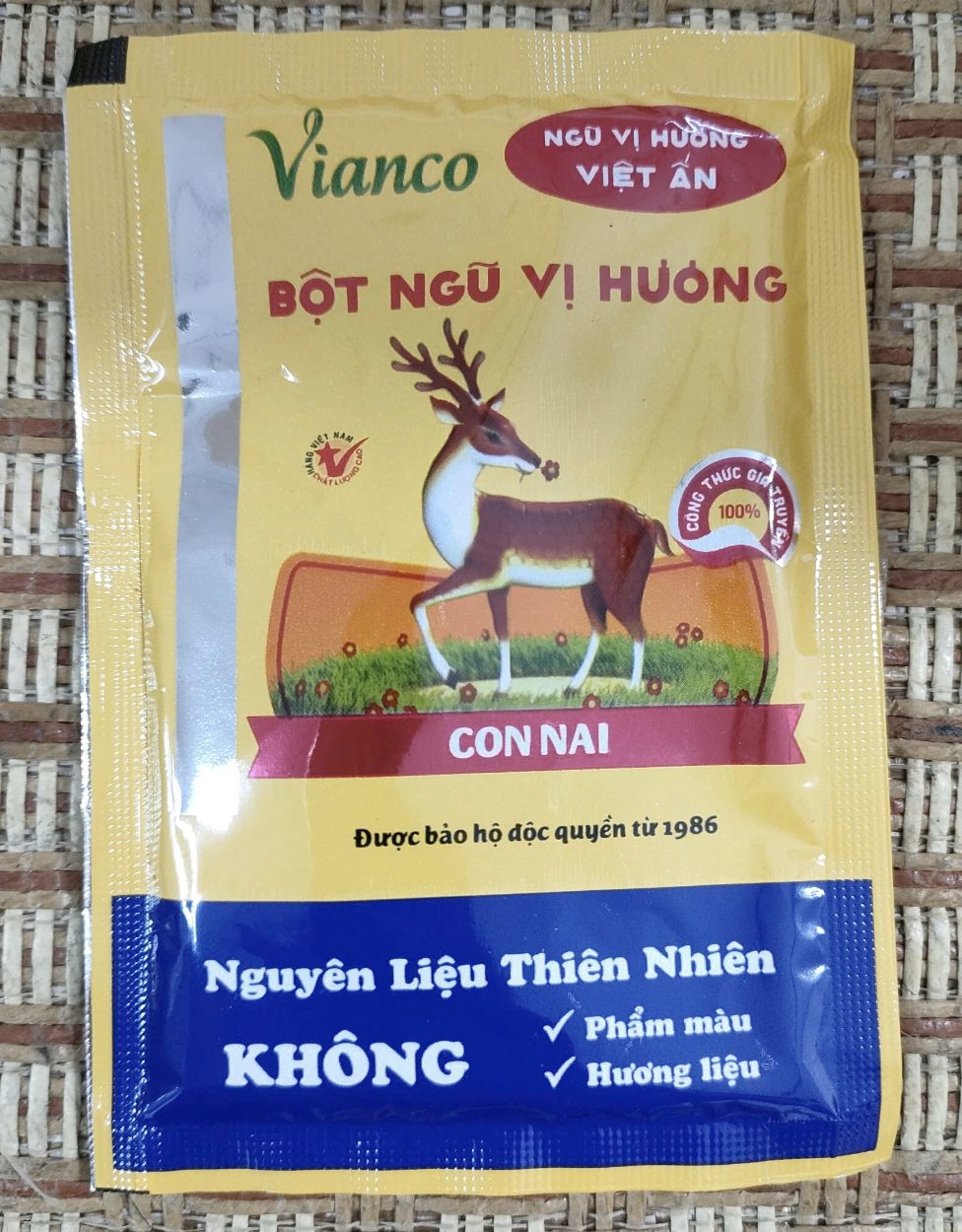 Hộp Bột Ngũ Vị Hương Con Nai ( 10g x 50 gói )